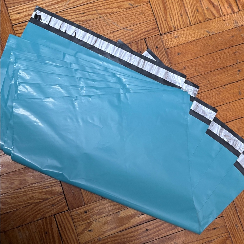 A set of 6 14x19 large Blue Poly Mailers - Picture 2 of 3